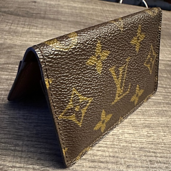 Authentic Louis Vuitton Monogram Wallet - Picture 8 of 16